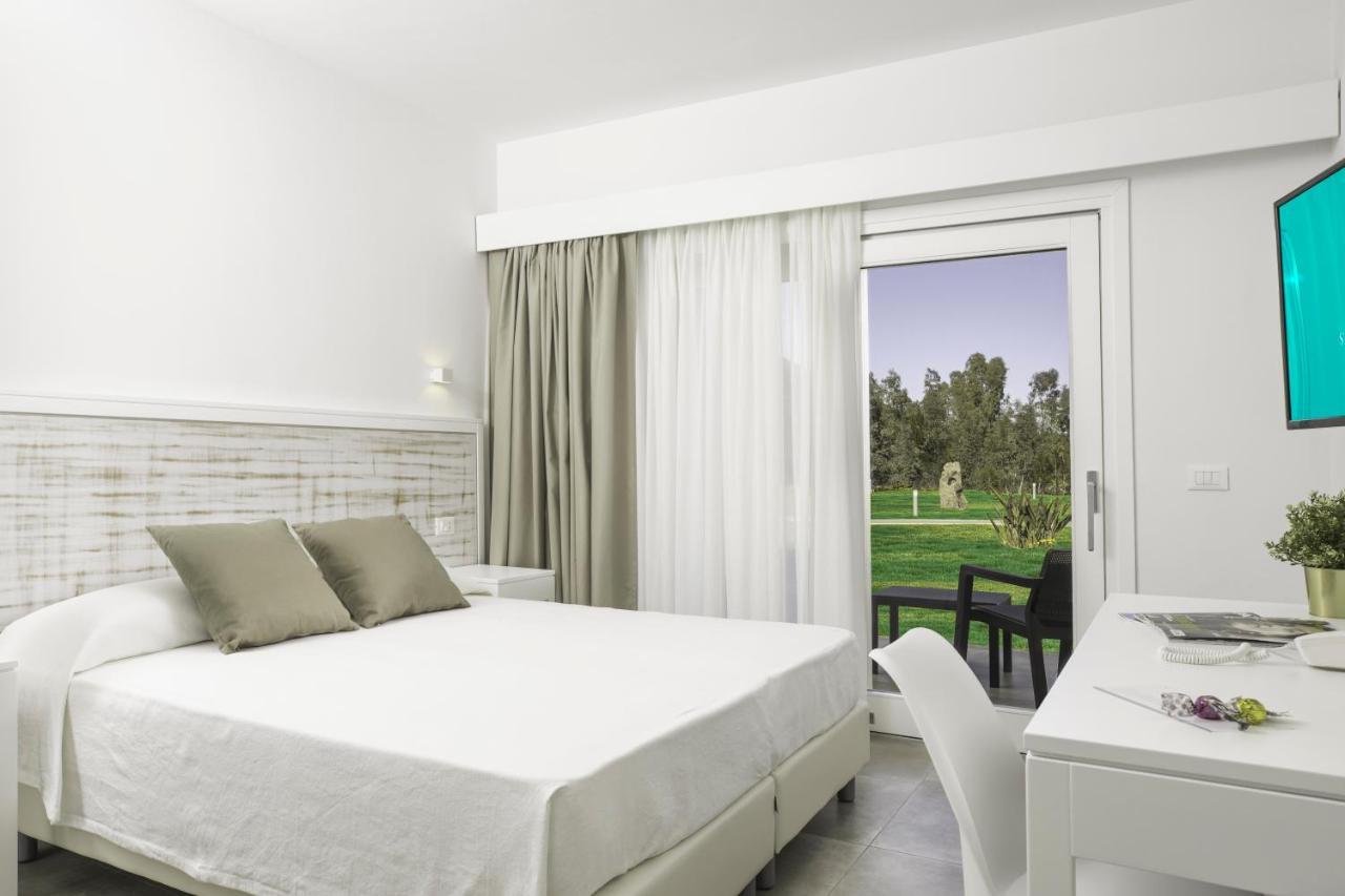Hotel S'Arena Beach La Caletta Kültér fotó