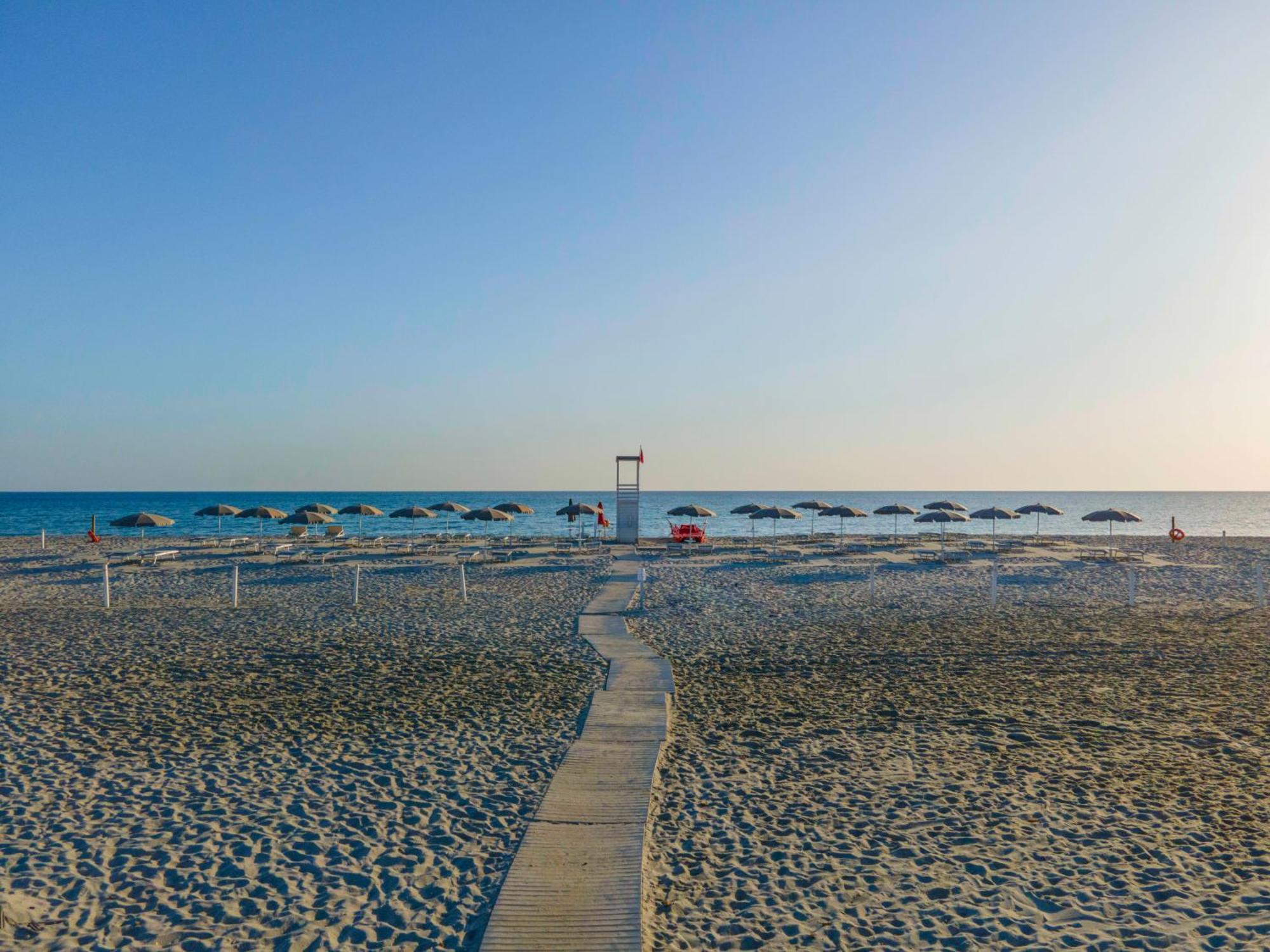 Hotel S'Arena Beach La Caletta Kültér fotó