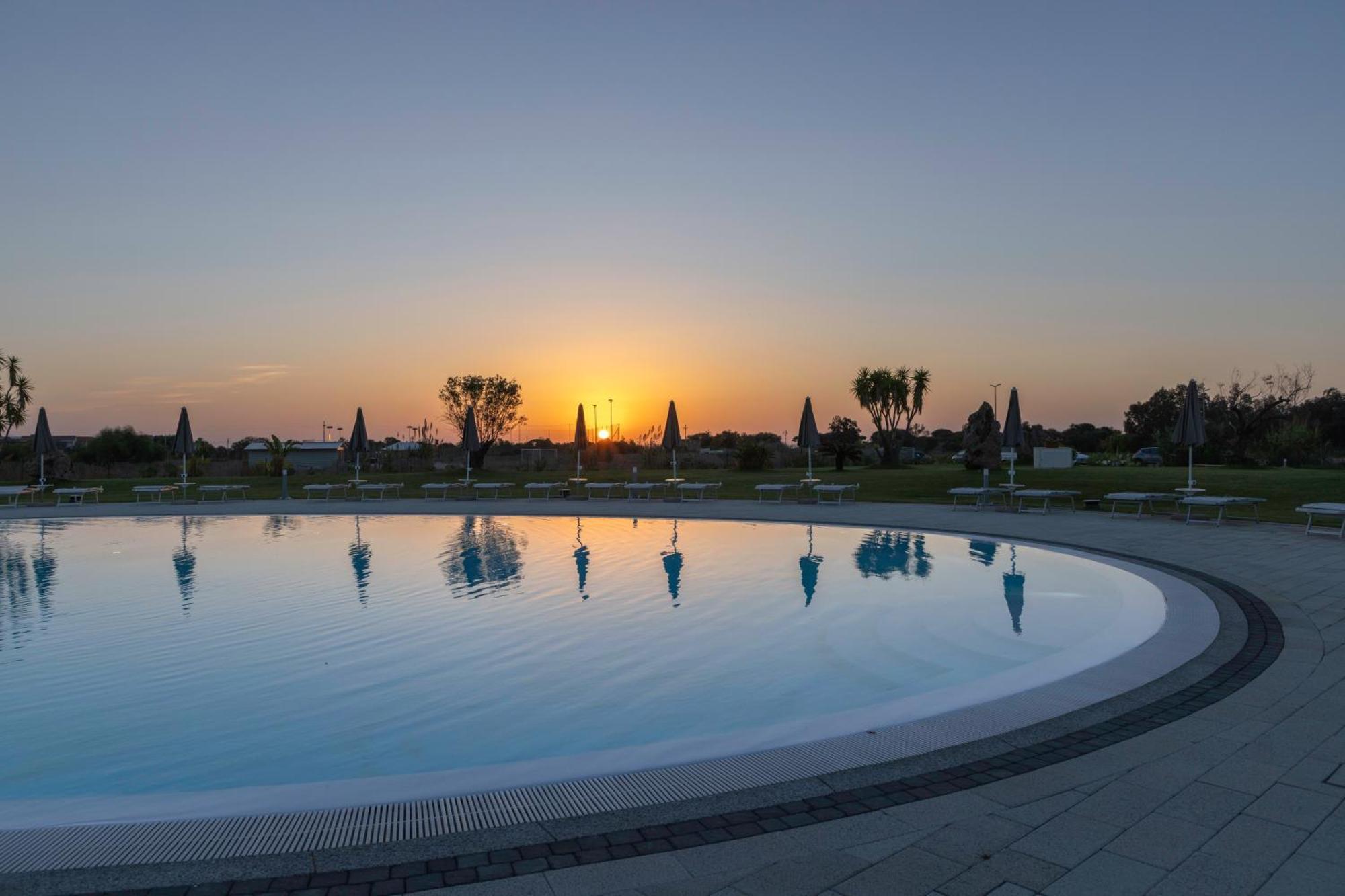 Hotel S'Arena Beach La Caletta Kültér fotó