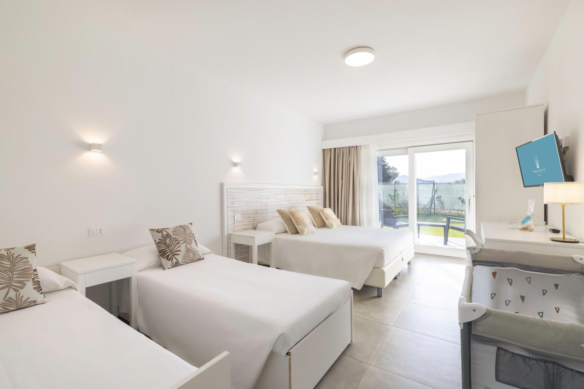 Hotel S'Arena Beach La Caletta Kültér fotó